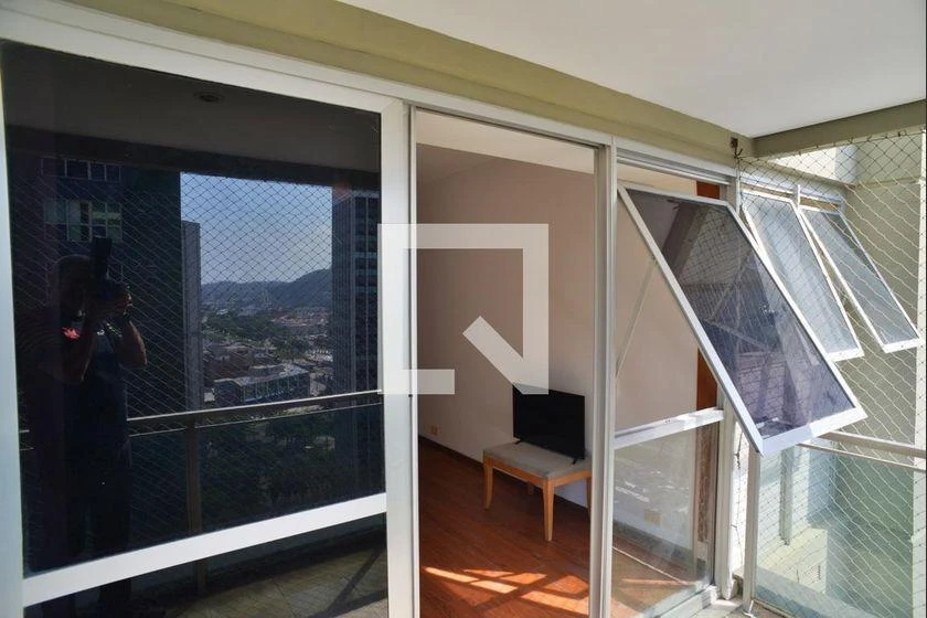 Apartamento com varanda envidraçada, Barra da Tijuca — photo 10