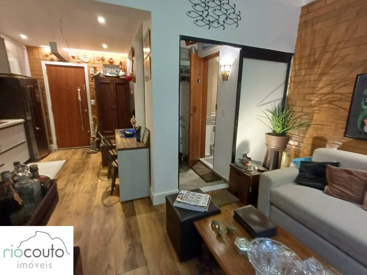 One-bedroom apartment with a home office in Rio de Janeiro — photo 19