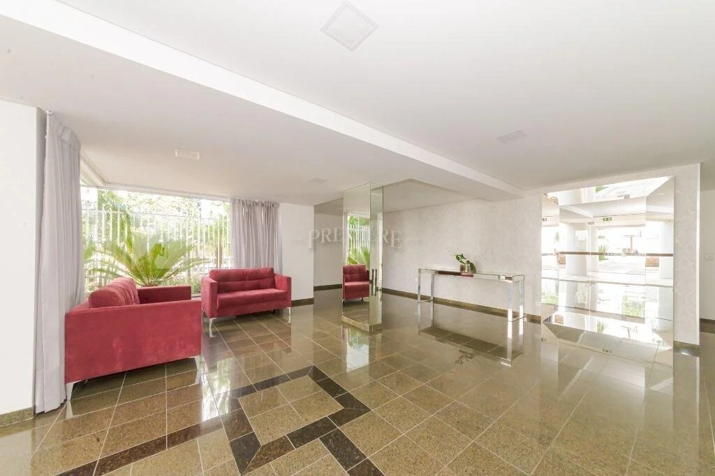 3-bedroom apartment, 1 with its own bathroom, 192 m² — photo 42