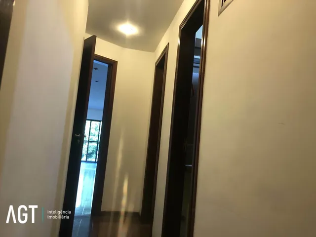 4-bedroom apartment with 4 bathrooms and 2 parking spaces — photo 17