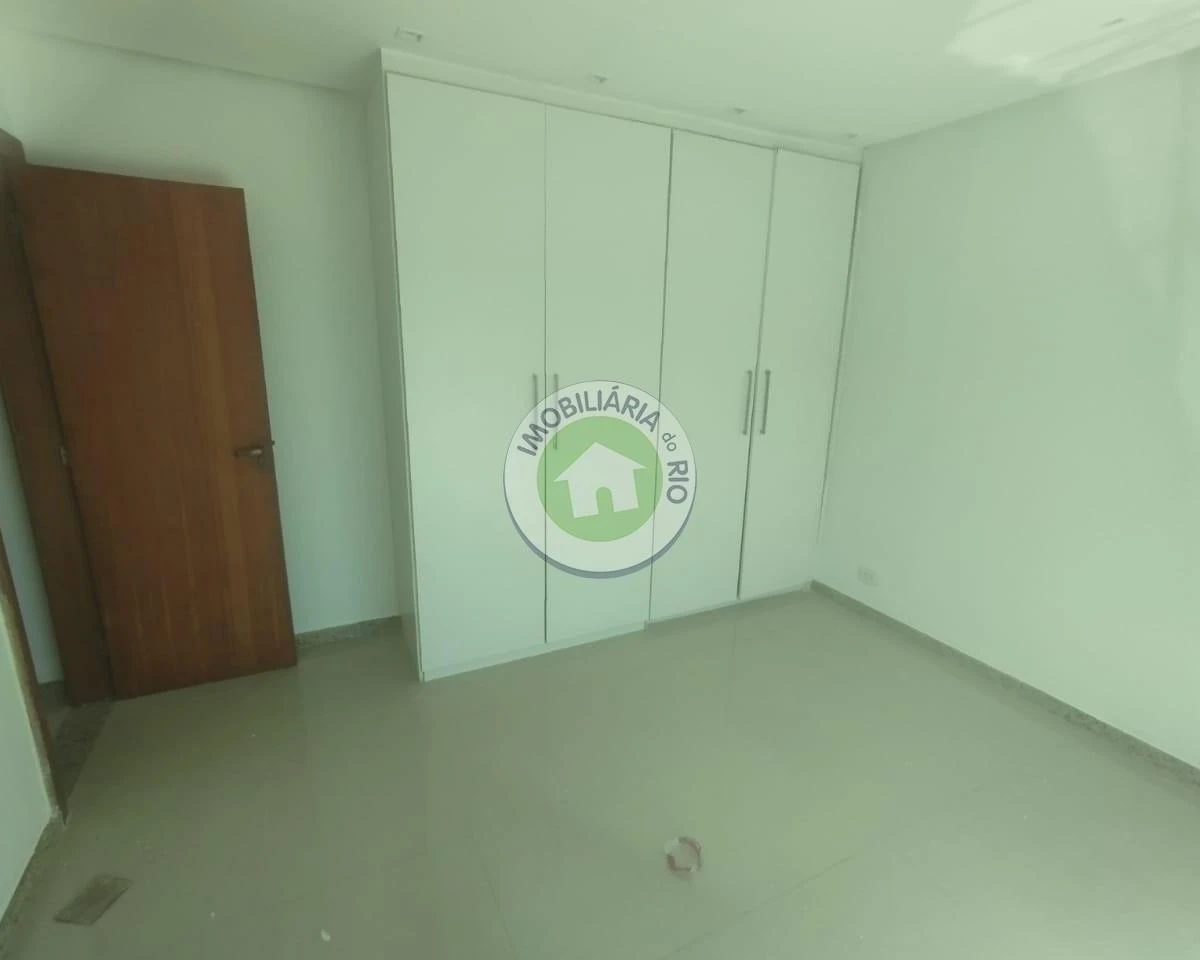 Duplex penthouse with 4 bedrooms and 4 bathrooms — photo 2
