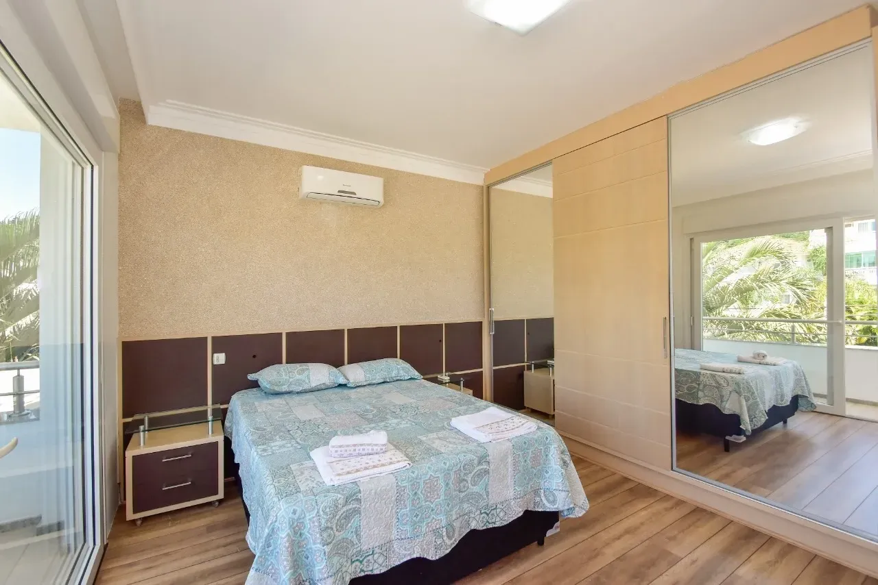 Casa mobiliada com 4 suítes e piscina aberta — photo 29