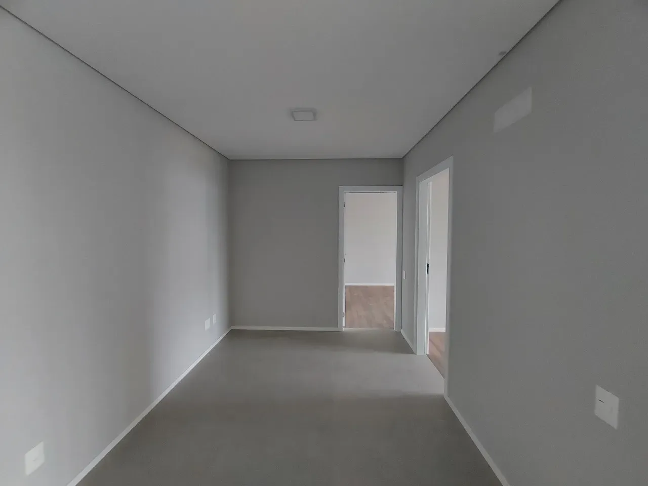Apartamento de 3 suites con jardín privado y 2 plazas — photo 46