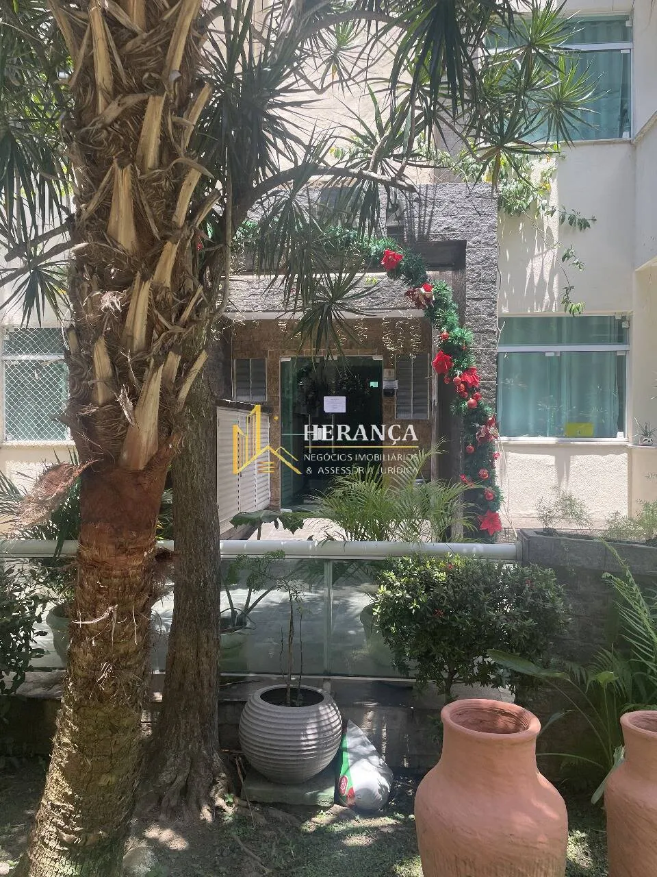Apartamento sem mobília com 2 quartos e varanda — photo 16