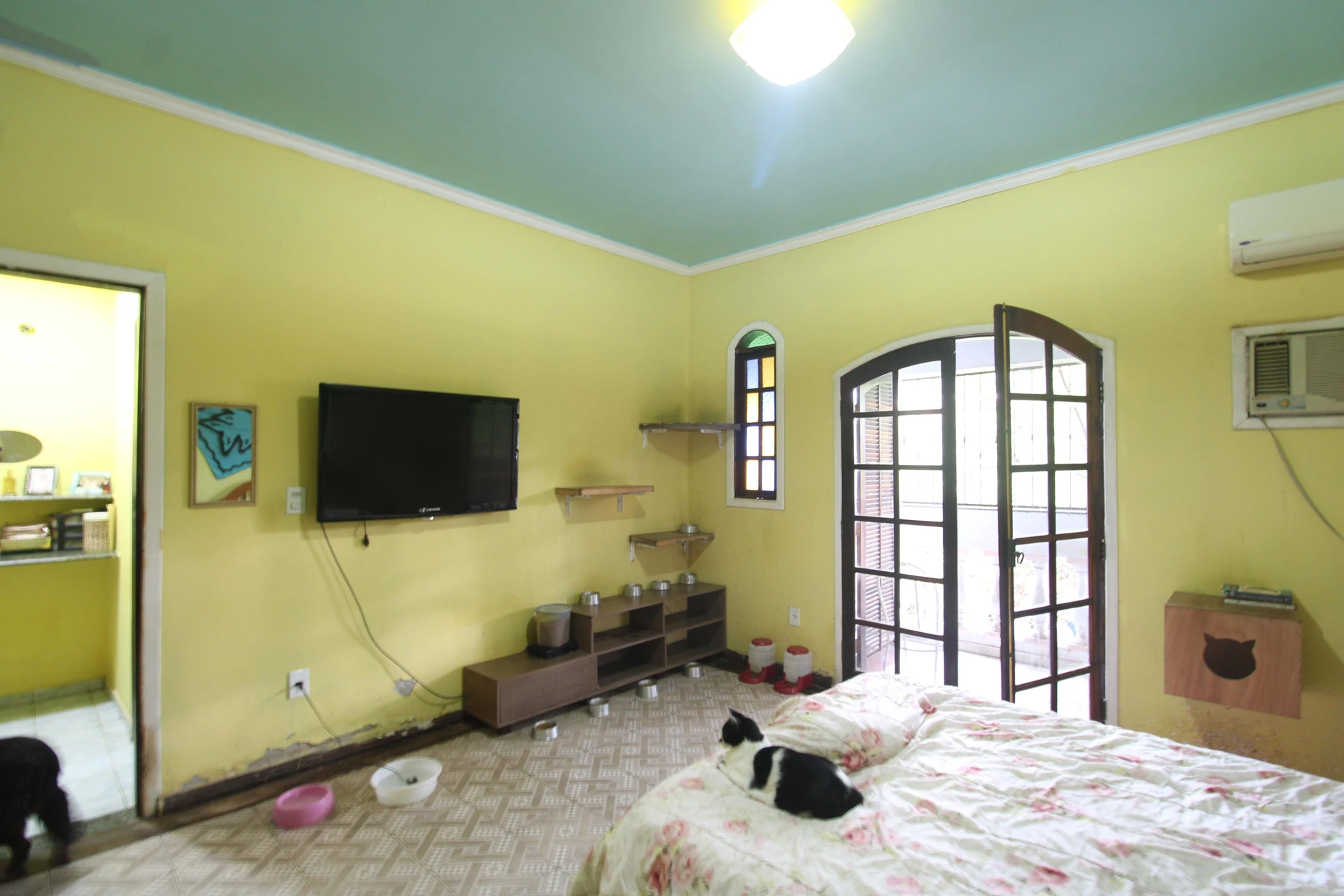 Furnished house with 6 bedrooms and 4 bathrooms — photo 4