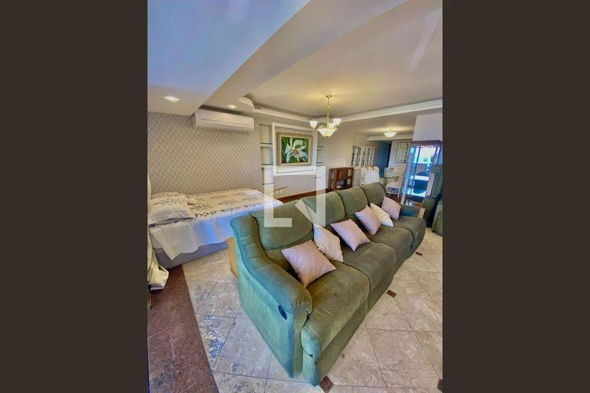Furnished 190 m² apartment with 3 en-suite bedrooms — photo 11