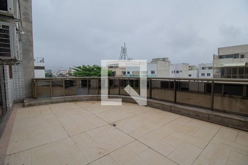400 m² apartment with 5 en-suite bedrooms and 3 parking — photo 48