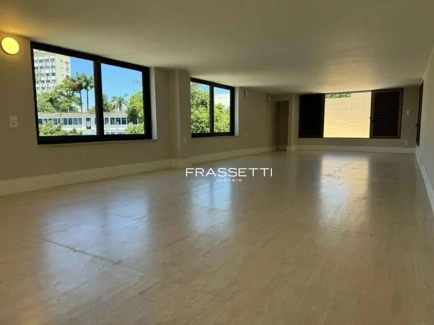 4 quartos e janelas do piso ao teto: apartamento de 460 m² — photo 2