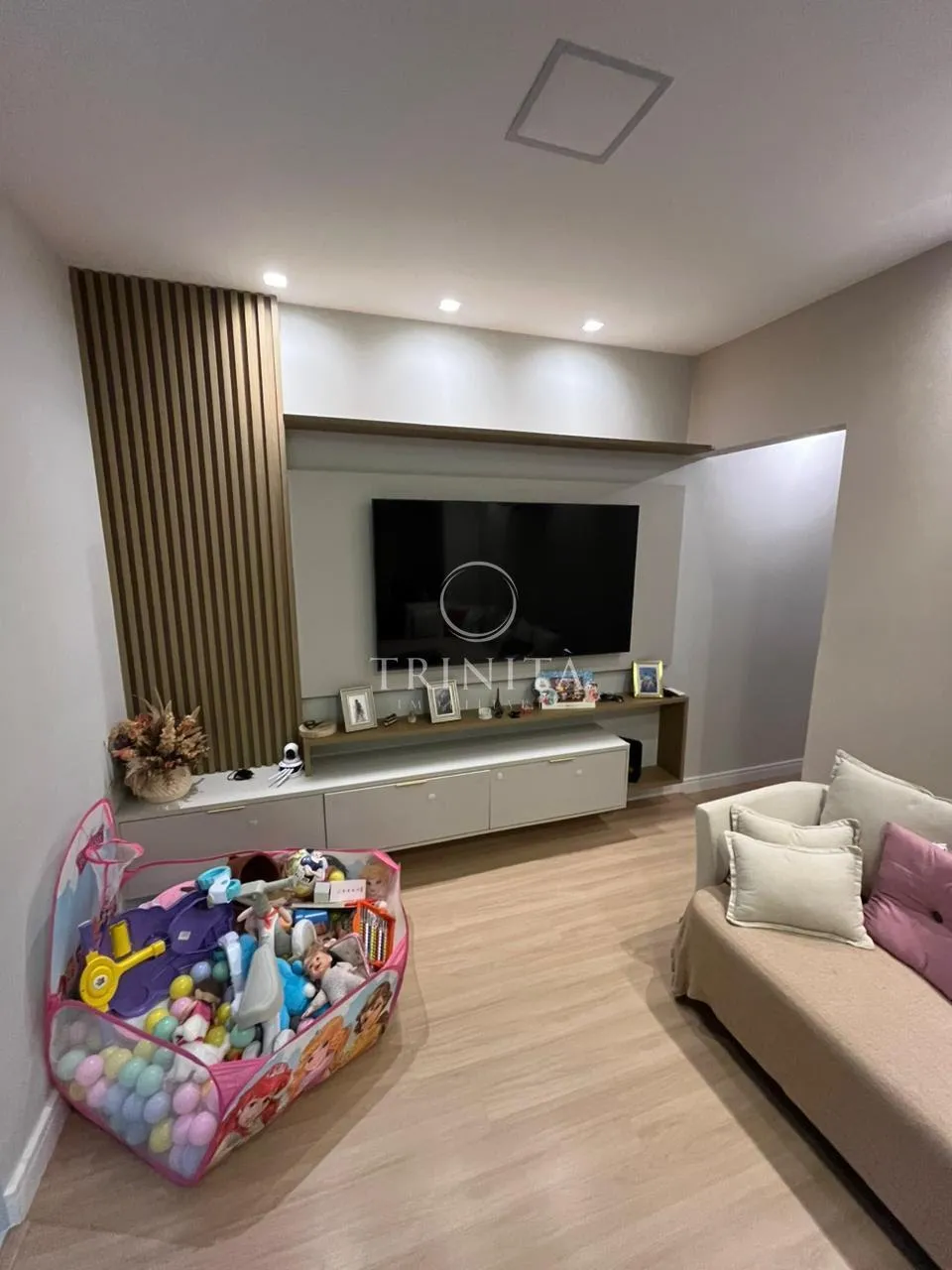 78 m² apartment with 2 bedrooms and 2 bathrooms — photo 11