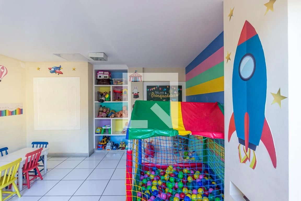 2-bedroom apartment in a building with a gym — photo 51