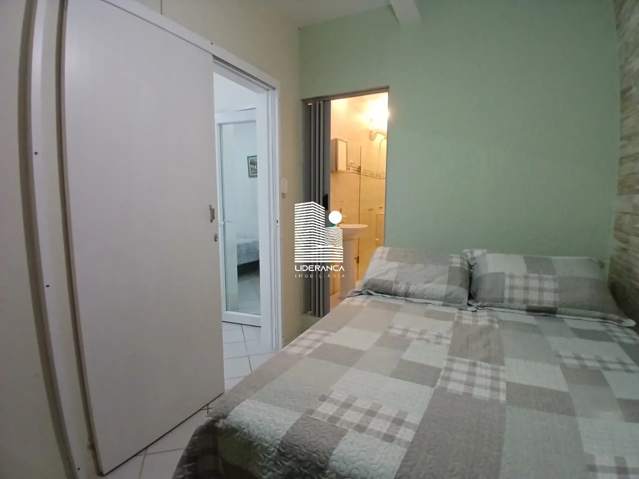Furnished 2-en-suite apartment, 70 m² — photo 12