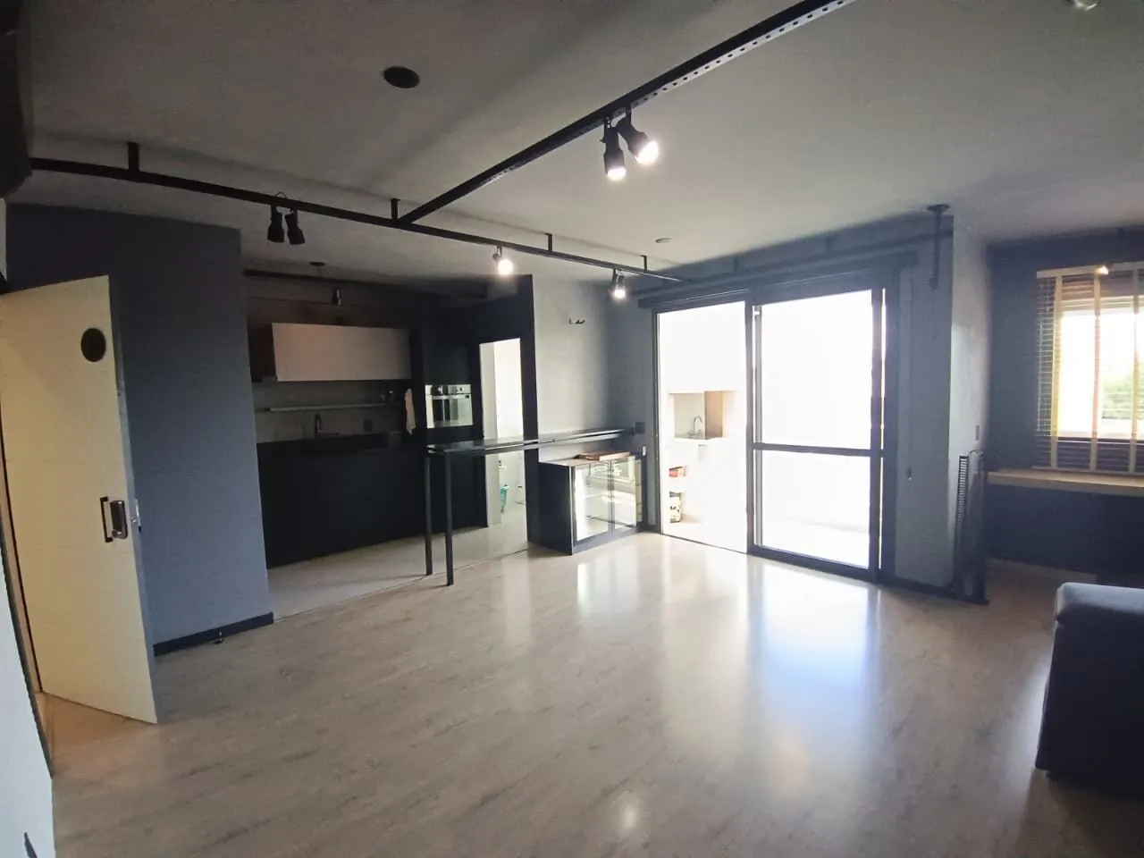 Furnished 96 m² apartment with private BBQ — photo 16