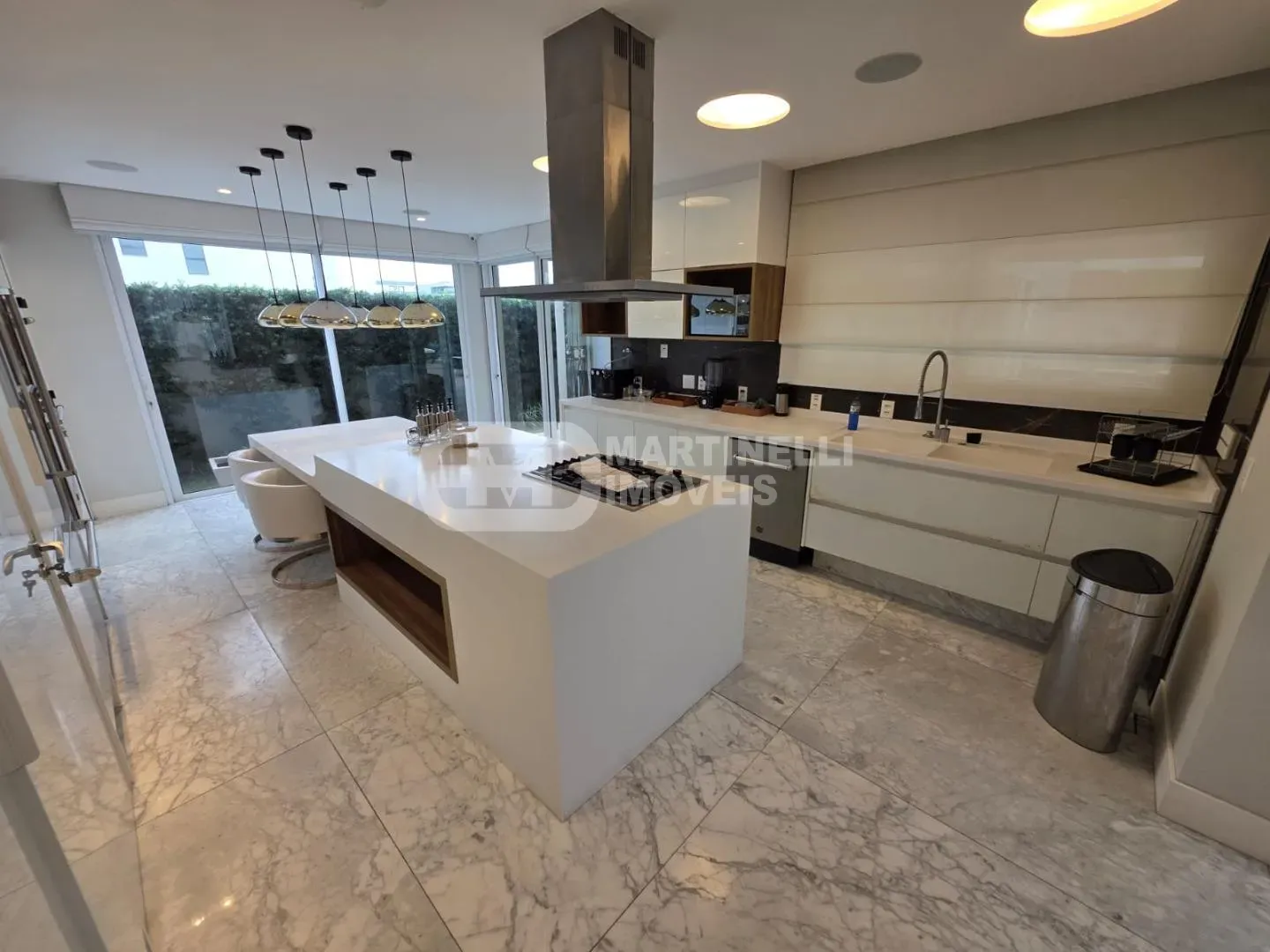 Furnished house with 5 bedrooms and 5 bathrooms — photo 12