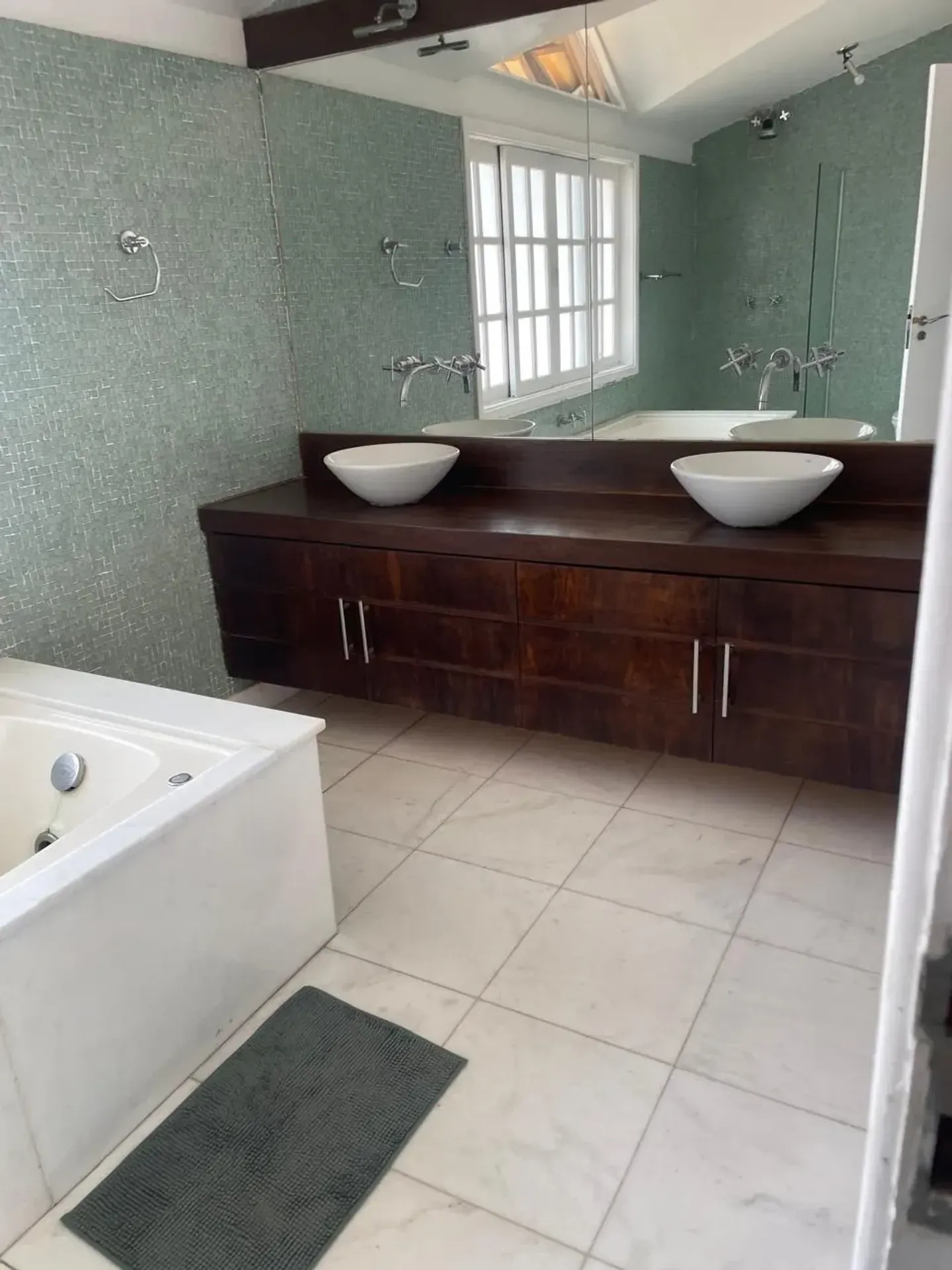 Furnished house with 4 bedrooms and a gas stove — photo 22
