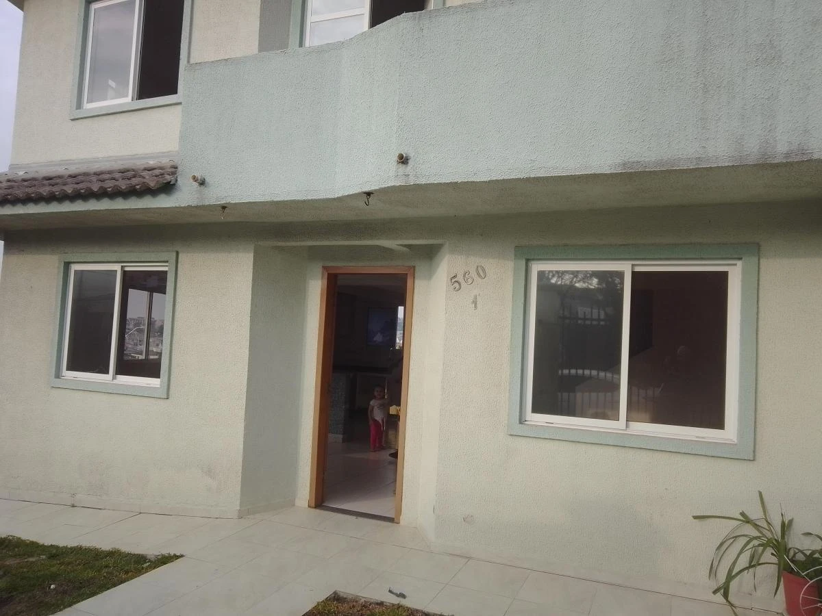 Casa con 5 dormitorios, 5 baños y cocina cerrada — photo 3