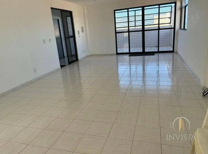 Квартира 108 м² с 3 спальнями и 1 парковкой