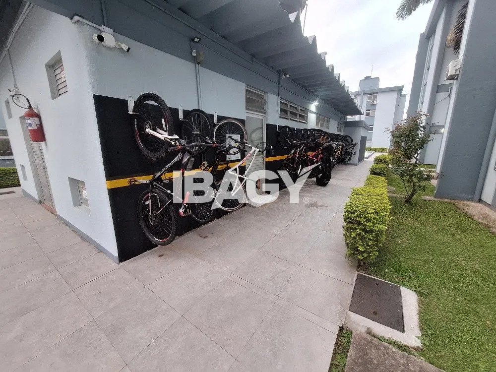 Unfurnished 2-bedroom apartment with no parking and fitted kitchen — photo 19