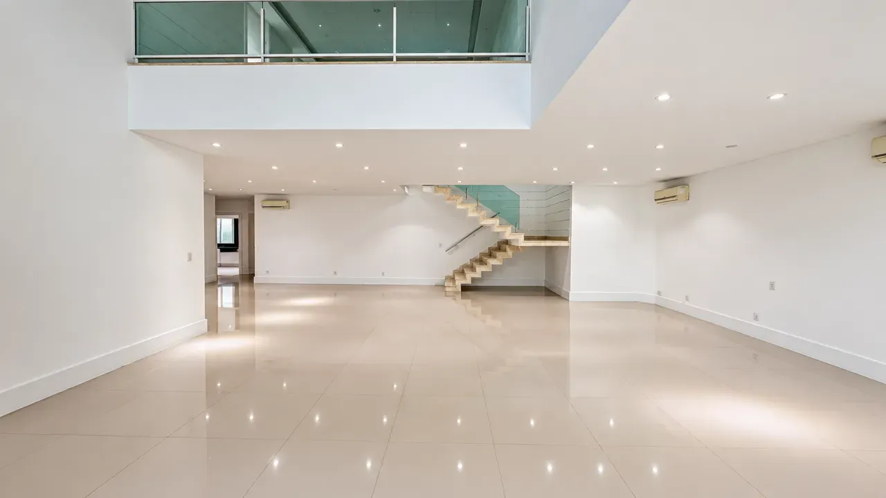 Casa com janelas do piso ao teto, Barra da Tijuca — photo 4