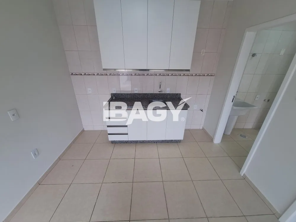 House with 3 bedrooms, 2 parking spaces and balcony grill — photo 2