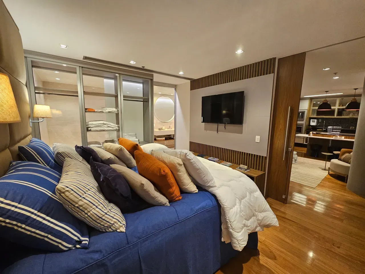 Furnished 121 m² apartment with 1 bedroom and 2 parking — photo 10
