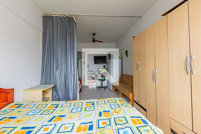 Apartamento de 1 dormitorio con suelos de cerámica — photo 9