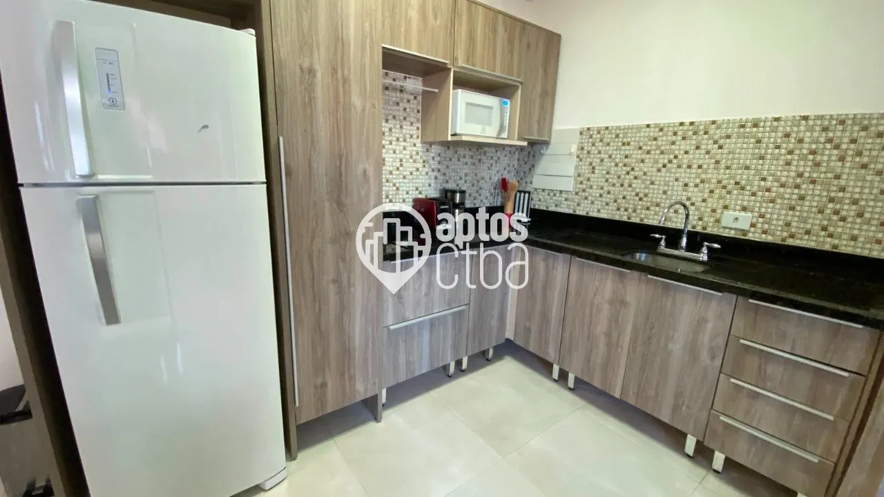 Furnished 1-bedroom apartment with an open-plan kitchen — photo 2