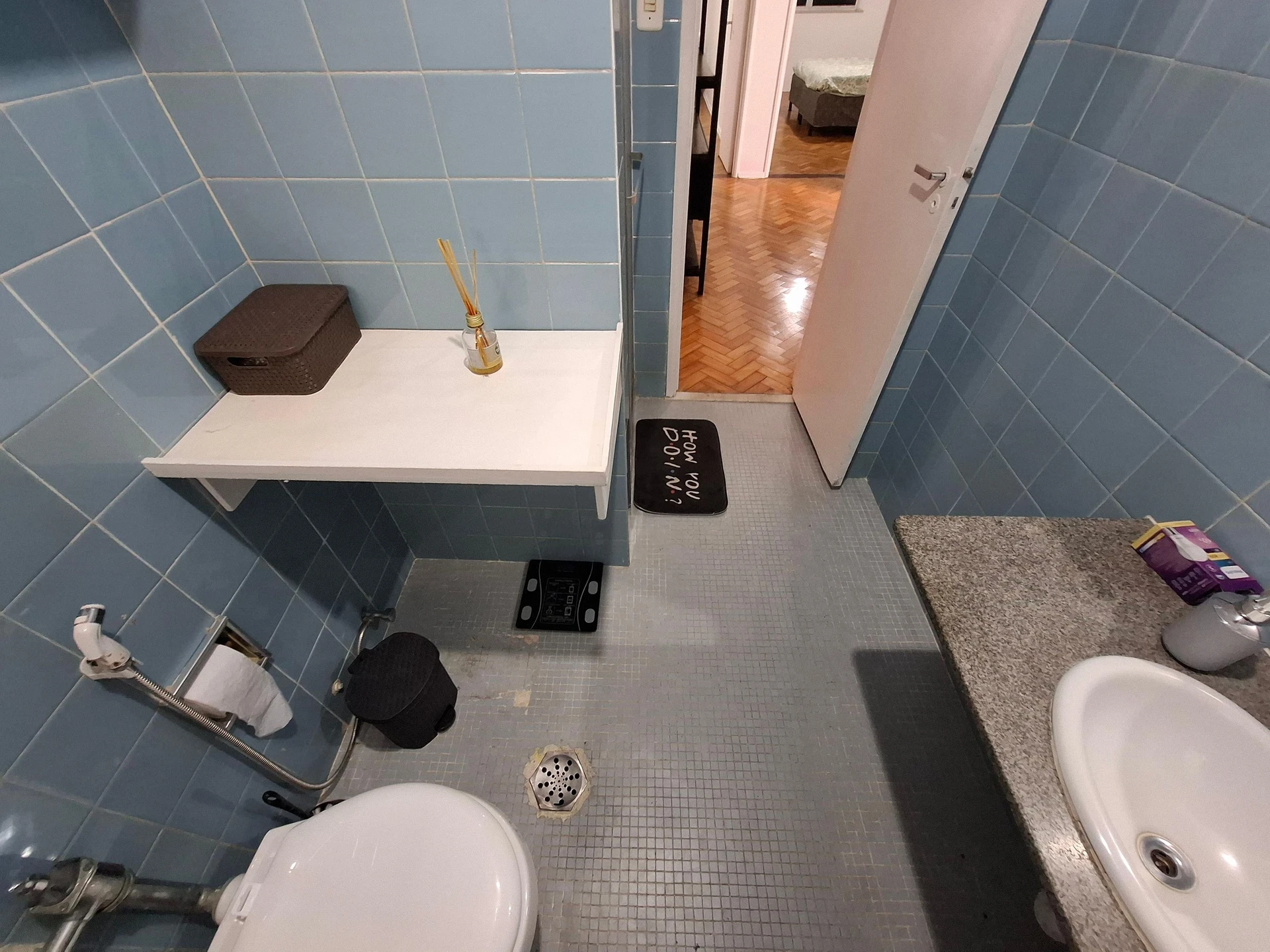 Furnished 4-bedroom apartment with 2 bathrooms — photo 3