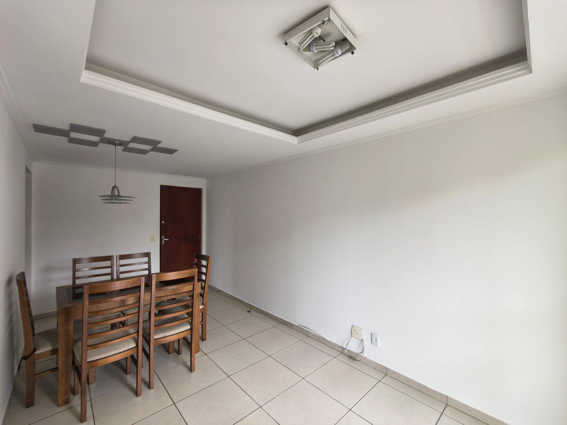 Apartamento com 3 quartos, varanda e 2 banheiros — photo 34
