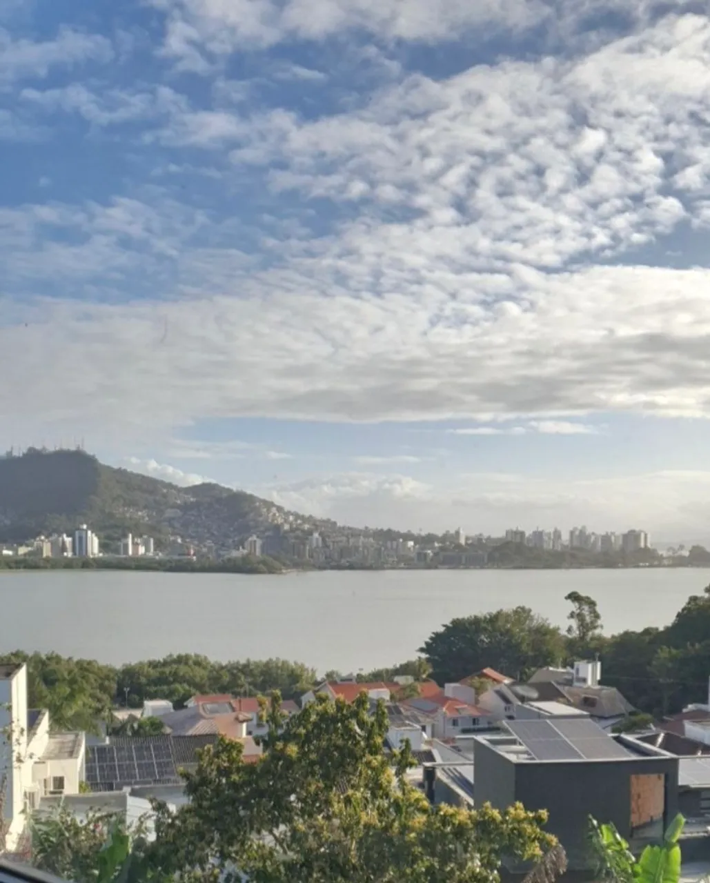 Furnished studio, 35 m², with a water view — photo 8