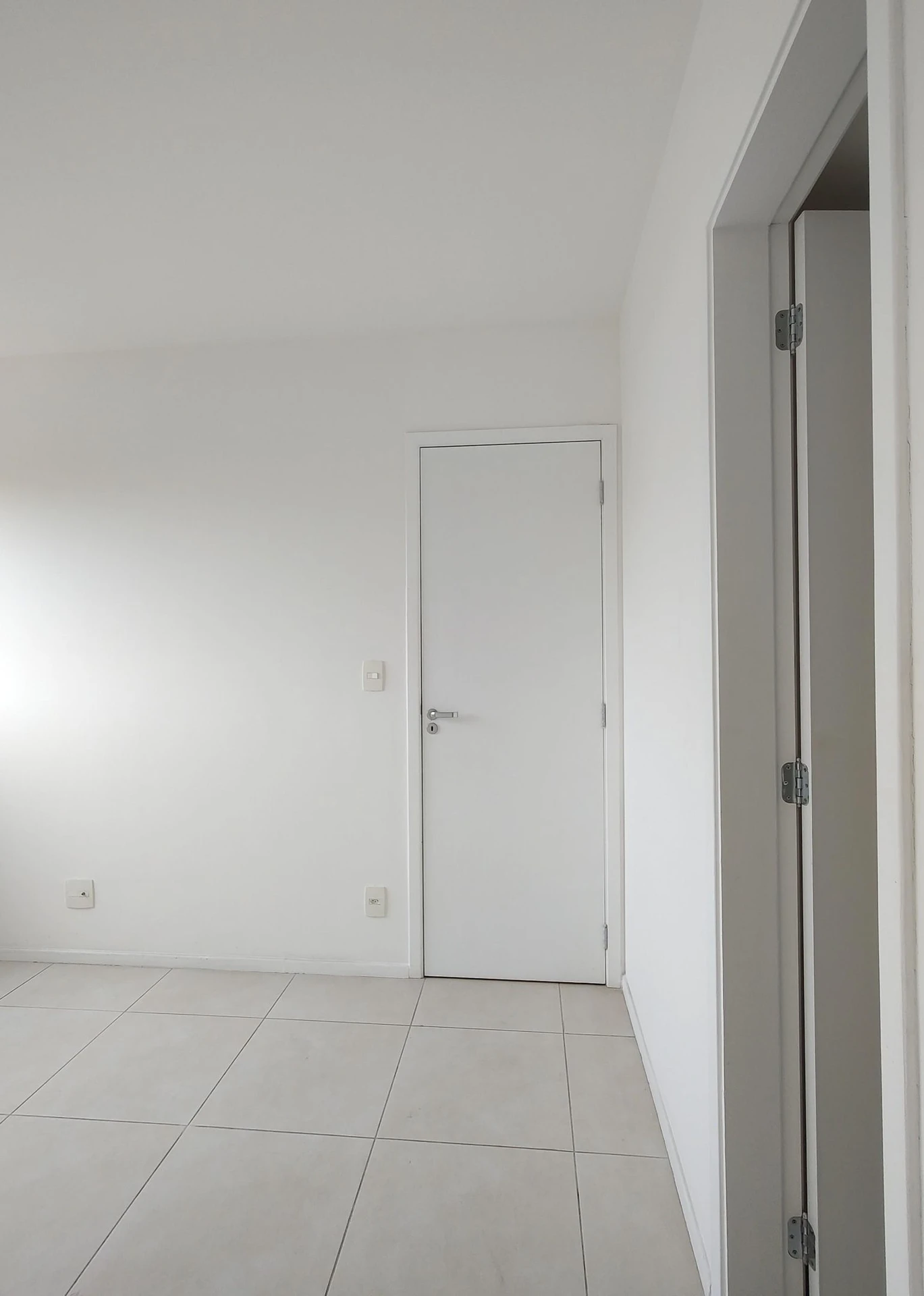 Apartamento sem mobília com 2 quartos e varanda — photo 56