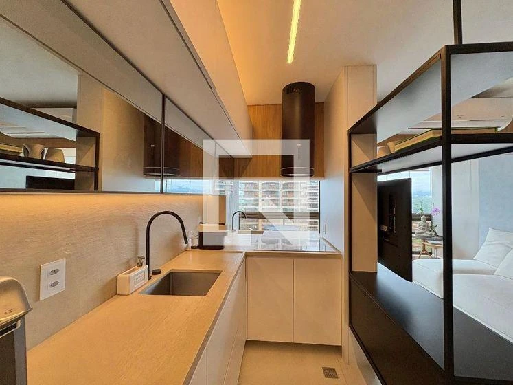 Furnished apartment, 75 m², with a water view
