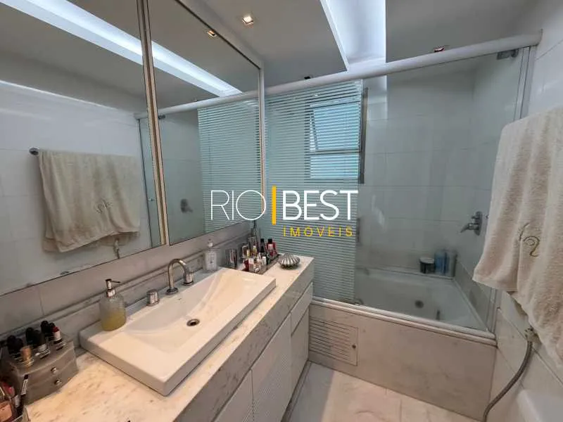 Apartamento de 3 quartos com 5 banheiros e 3 vagas — photo 22