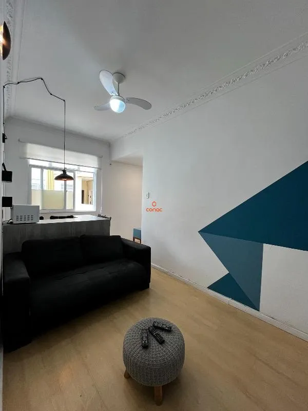 One-bedroom apartment with a washing machine — photo 17