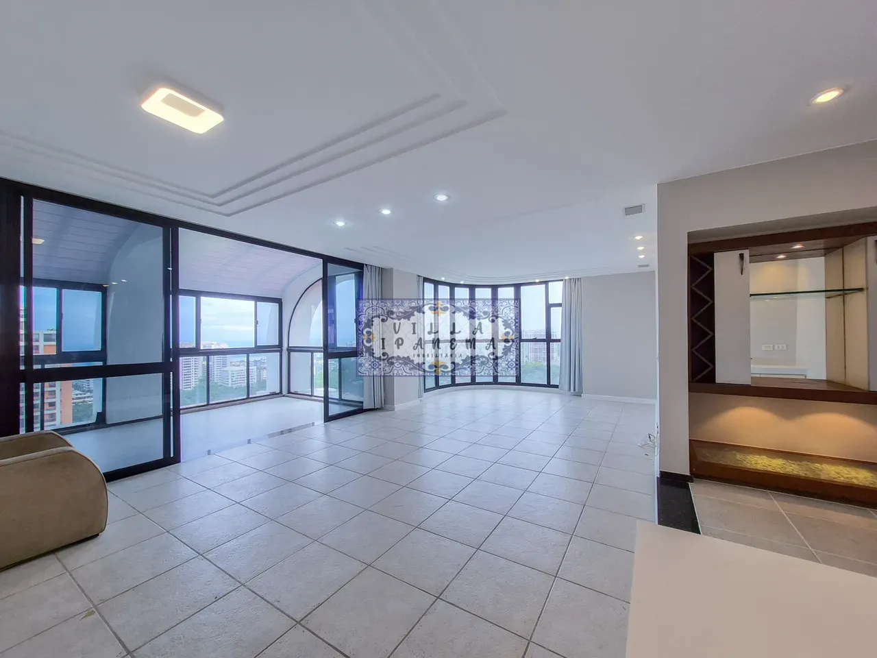 200 m² apartment with 3 en-suite bedrooms and private BBQ — photo 13