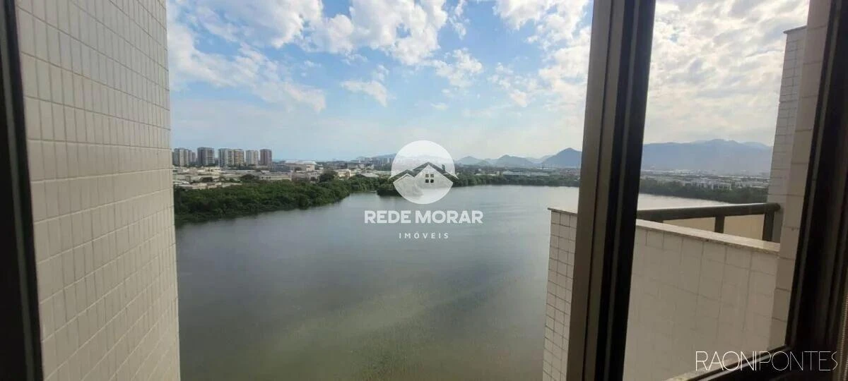 268 m² apartment with a water view and a bathtub — photo 28