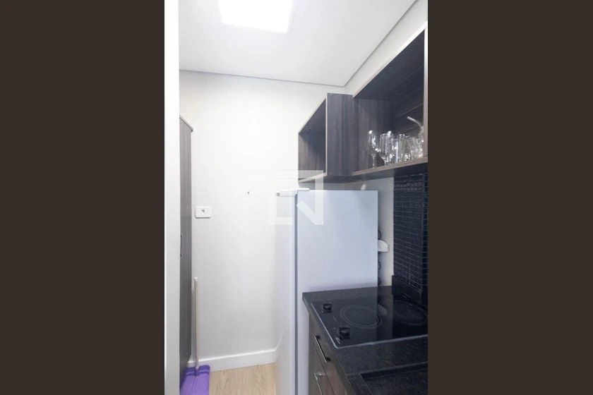 Apartamento mobiliado de 1 quarto em condomínio com academia — photo 16