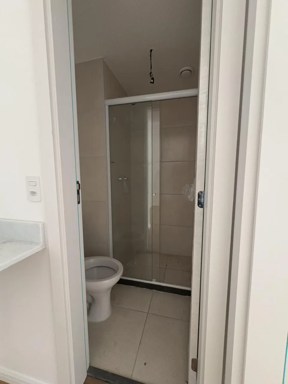 Unfurnished 1-bedroom apartment with 1 bathroom and parking — photo 4