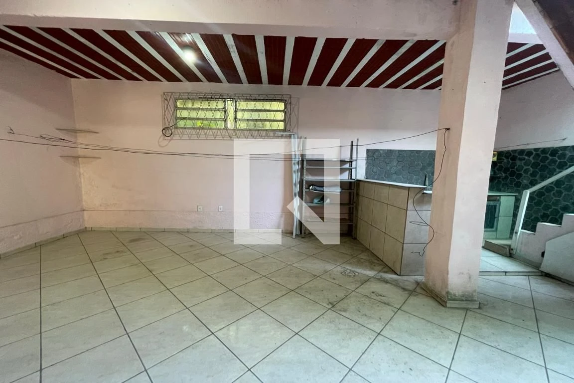 Casa para alugar com 4 quartos, varanda e quintal — photo 50