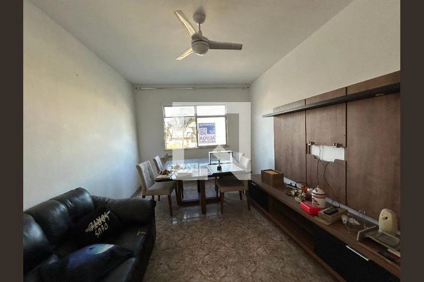 Furnished 2-bedroom apartment with 1 parking space