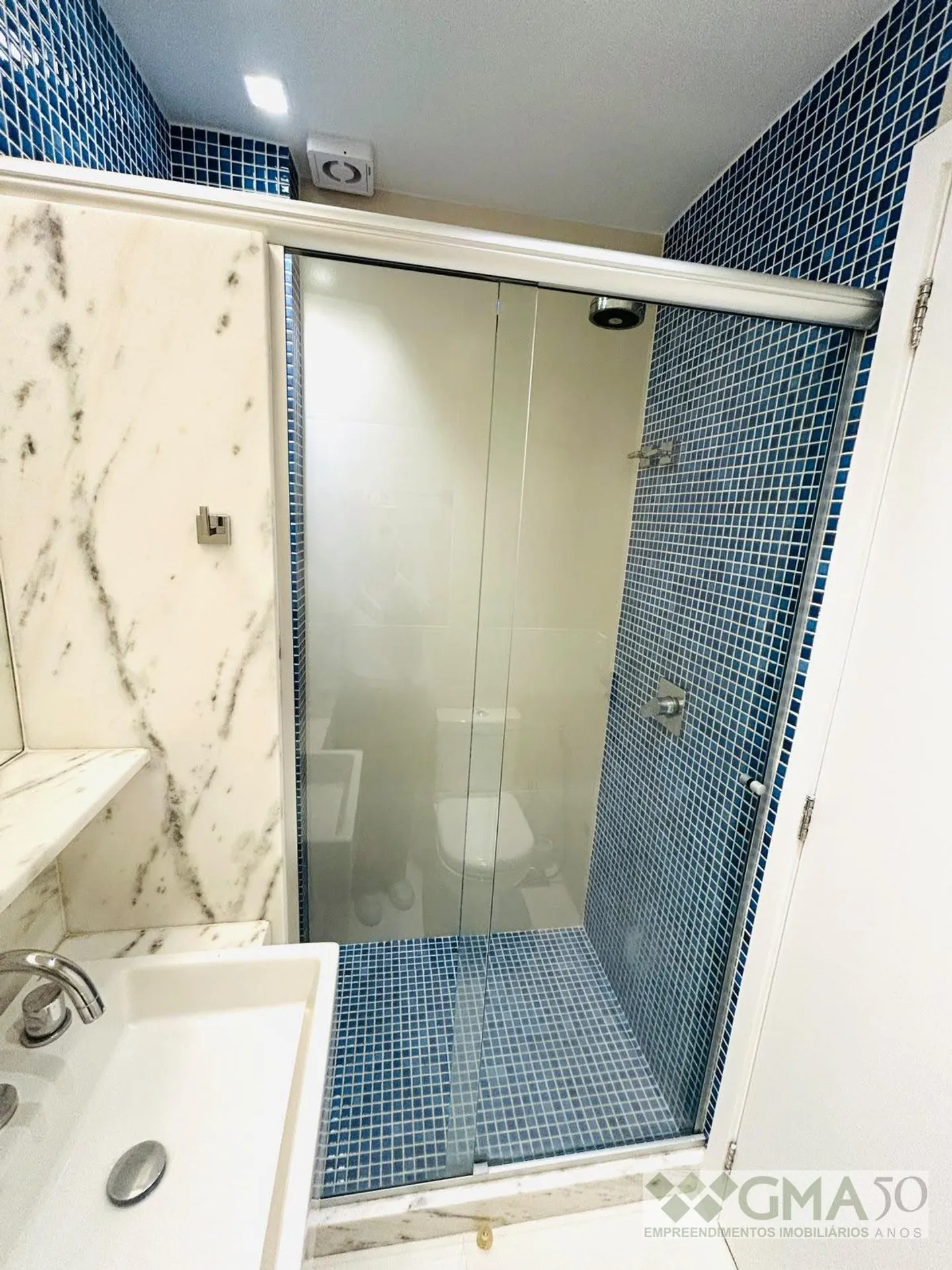 Furnished 110 m² apartment with 3 bedrooms and 1 parking spot — photo 20