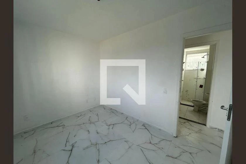 Apartamento de 40 m² com 2 quartos e varanda com churrasqueira — photo 3