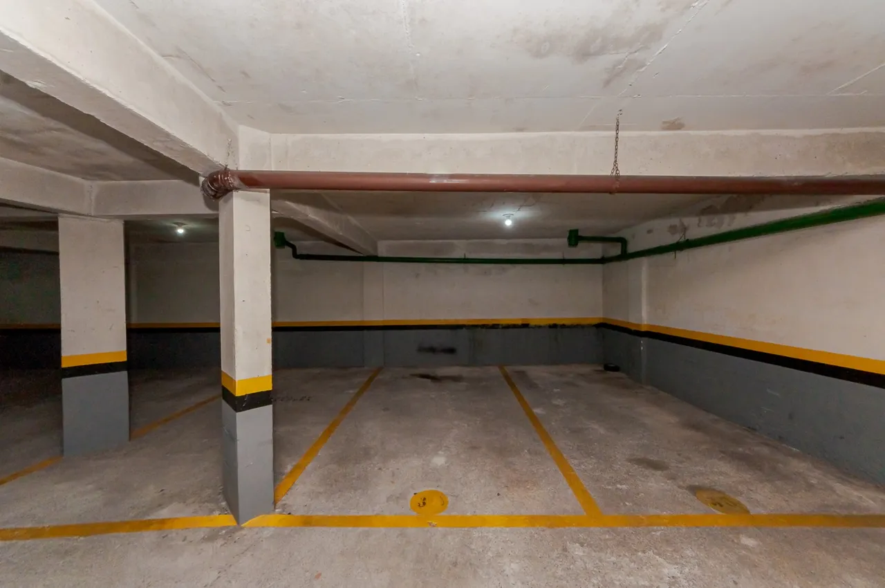 1-bedroom apartment with a balcony and 37 m² — photo 19