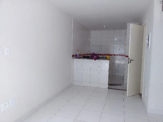 Дуплекс з 2 спальнями і 1 ванною та місцем для авто — photo 2
