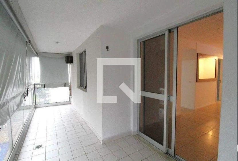 Apartment, 87 m², with a glass-enclosed balcony — photo 15