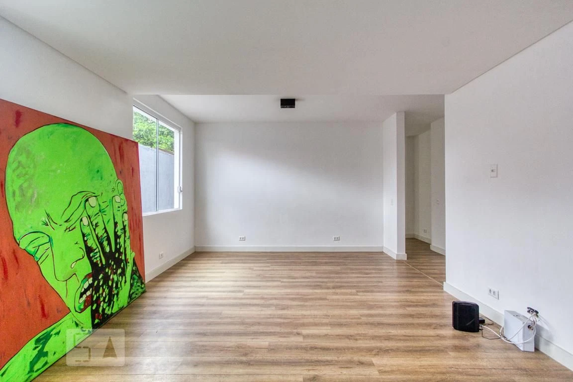 House with 3 bedrooms and 4 bathrooms with a closed kitchen — photo 20