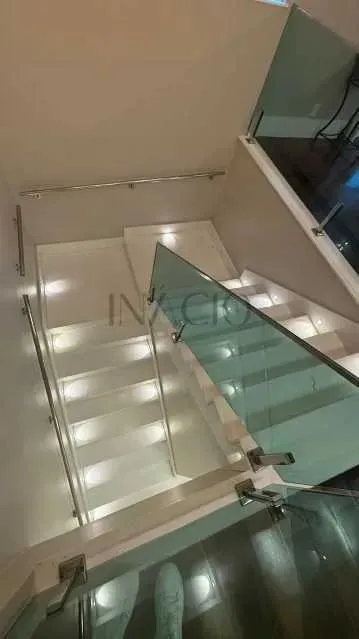 Duplex house with 5 bedrooms and 5 bathrooms — photo 17