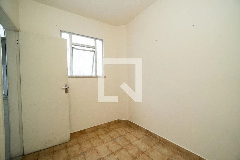 90 m² apartment with a park view and a bathtub — photo 29
