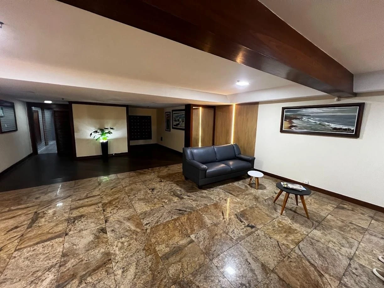 Unfurnished apartment with 3 bedrooms and 2 parking spots — photo 71