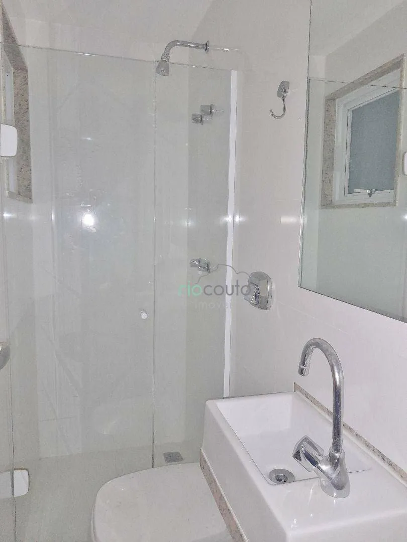Apartamento de 4 dormitórios com 5 banheiros e área 198 m² — photo 23