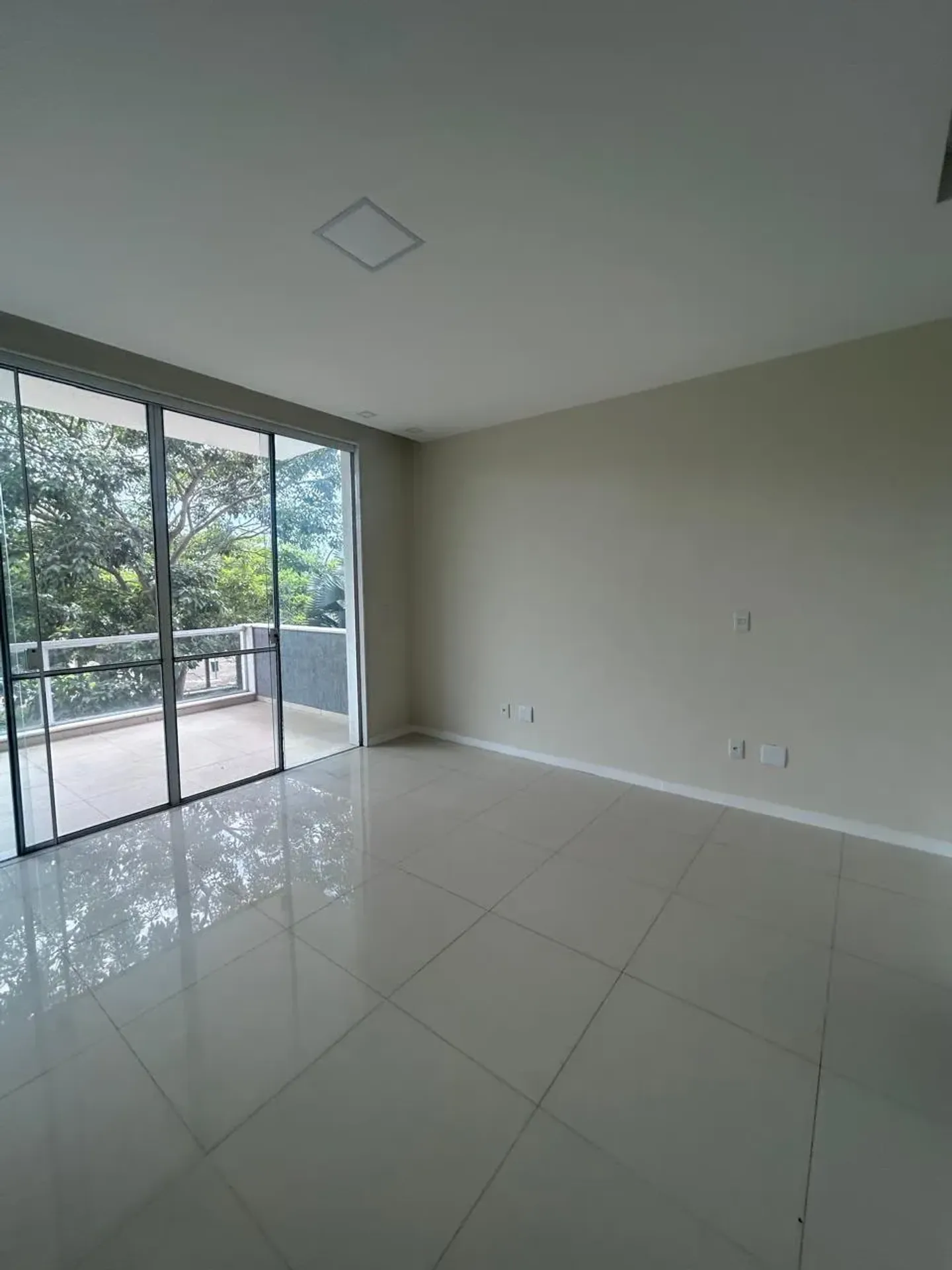 5-bedroom house with a walk-in closet in Rio de Janeiro — photo 6